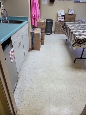 Commercial Cleaning in Conyers, GA (2)